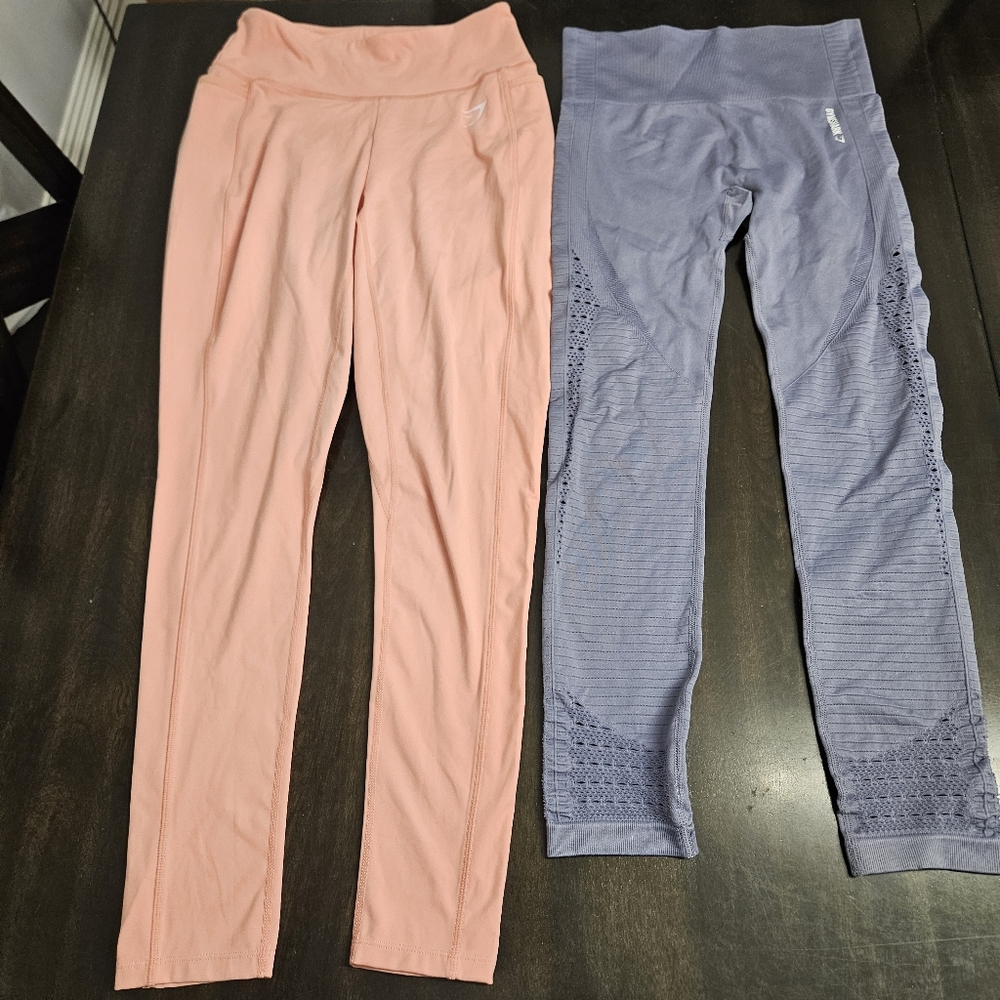 Like new Bundle 2 pairs of gymshark workout leggings peach and purple
